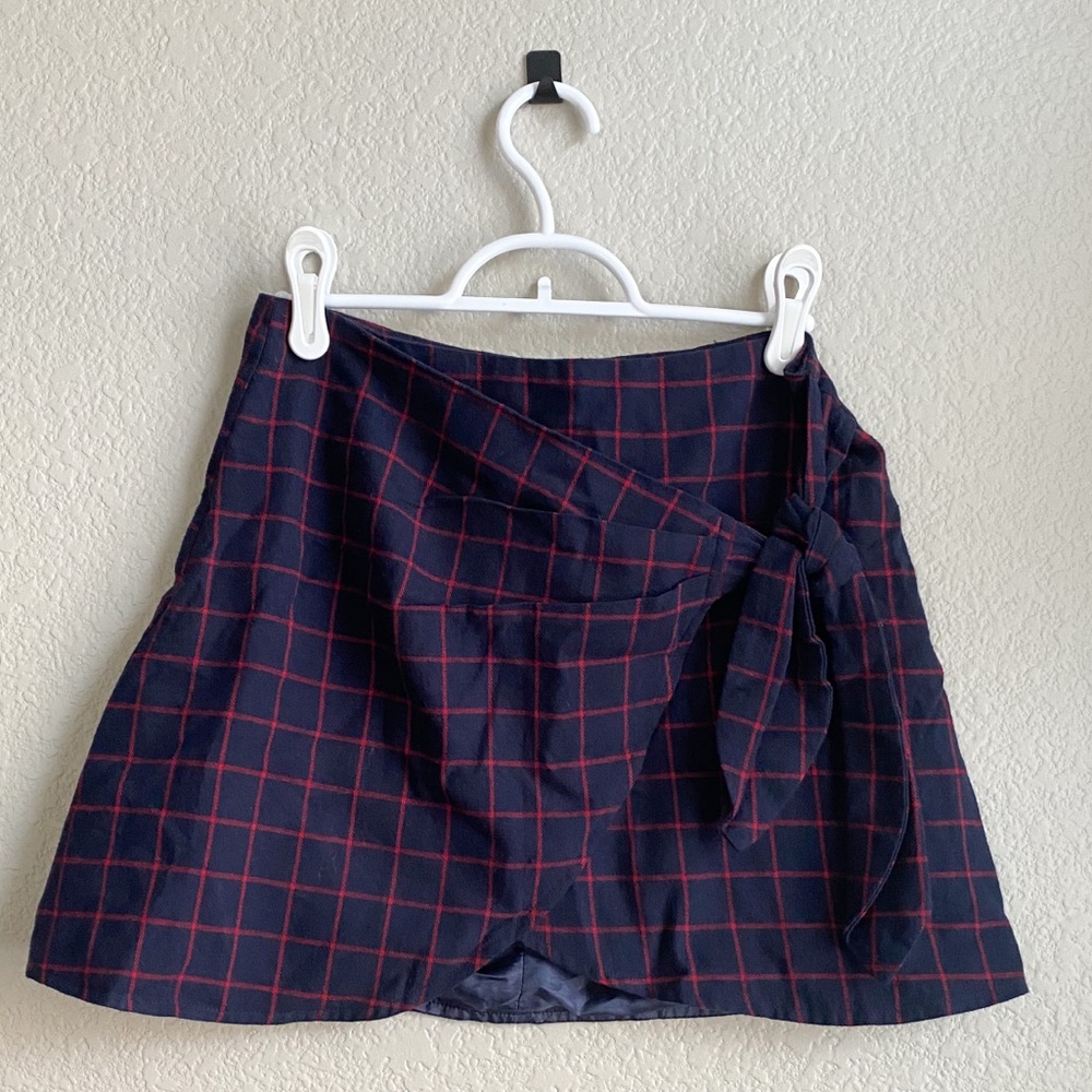 Boutique Mini Skirt • Size S